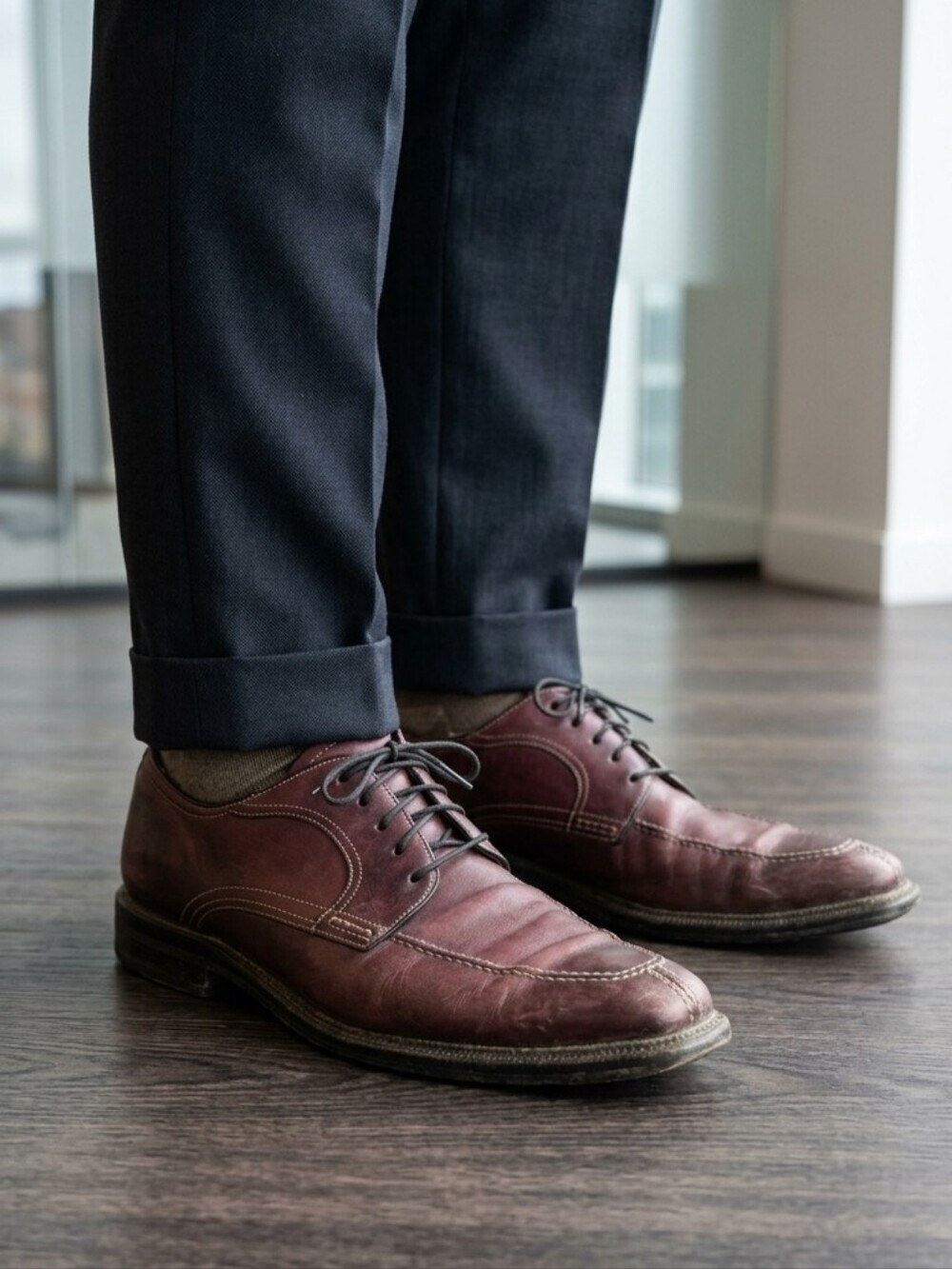 Harry Rosen Men's Burgundy Leather Derby Oxford Dress Shoes EU 41 Lace-Up